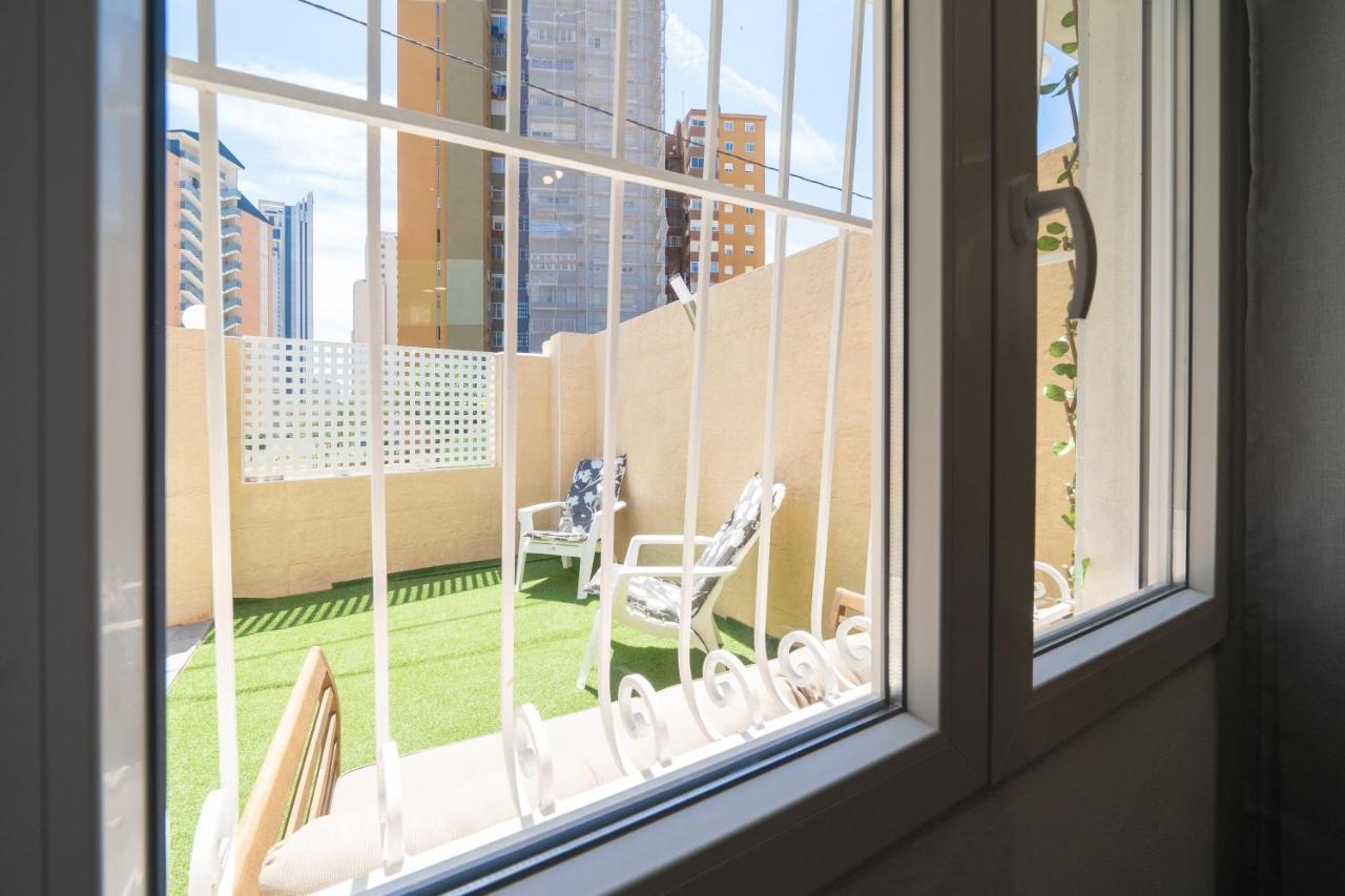 Apartamento Alma Con Terreno Privado Y Parking Compartido - A 800M De Playa Poniente بينايدورم المظهر الخارجي الصورة